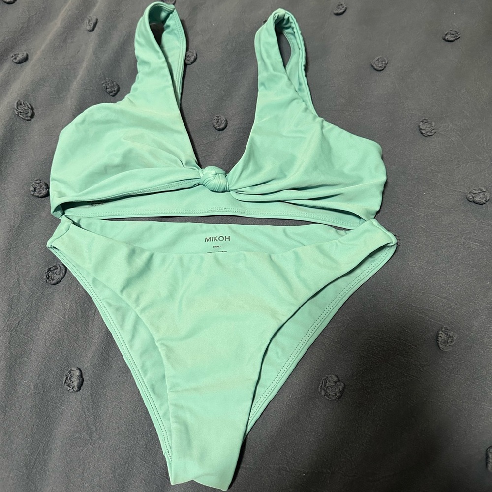 Mikoh bikini set